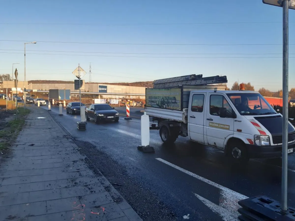 Ruszył remont ważnej drogi ze Skawiny do Krakowa. ZDJĘCIA