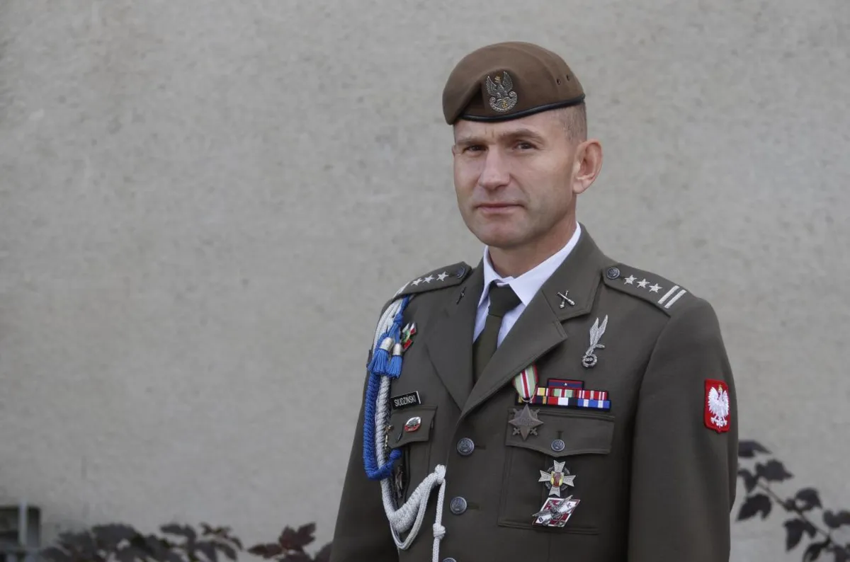 Płk Marcin Siudziński: "Mundur obliguje żołnierza do określonego zachowania"