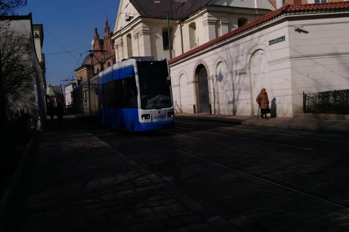 Przedświąteczne wzmocnienia komunikacji miejskiej