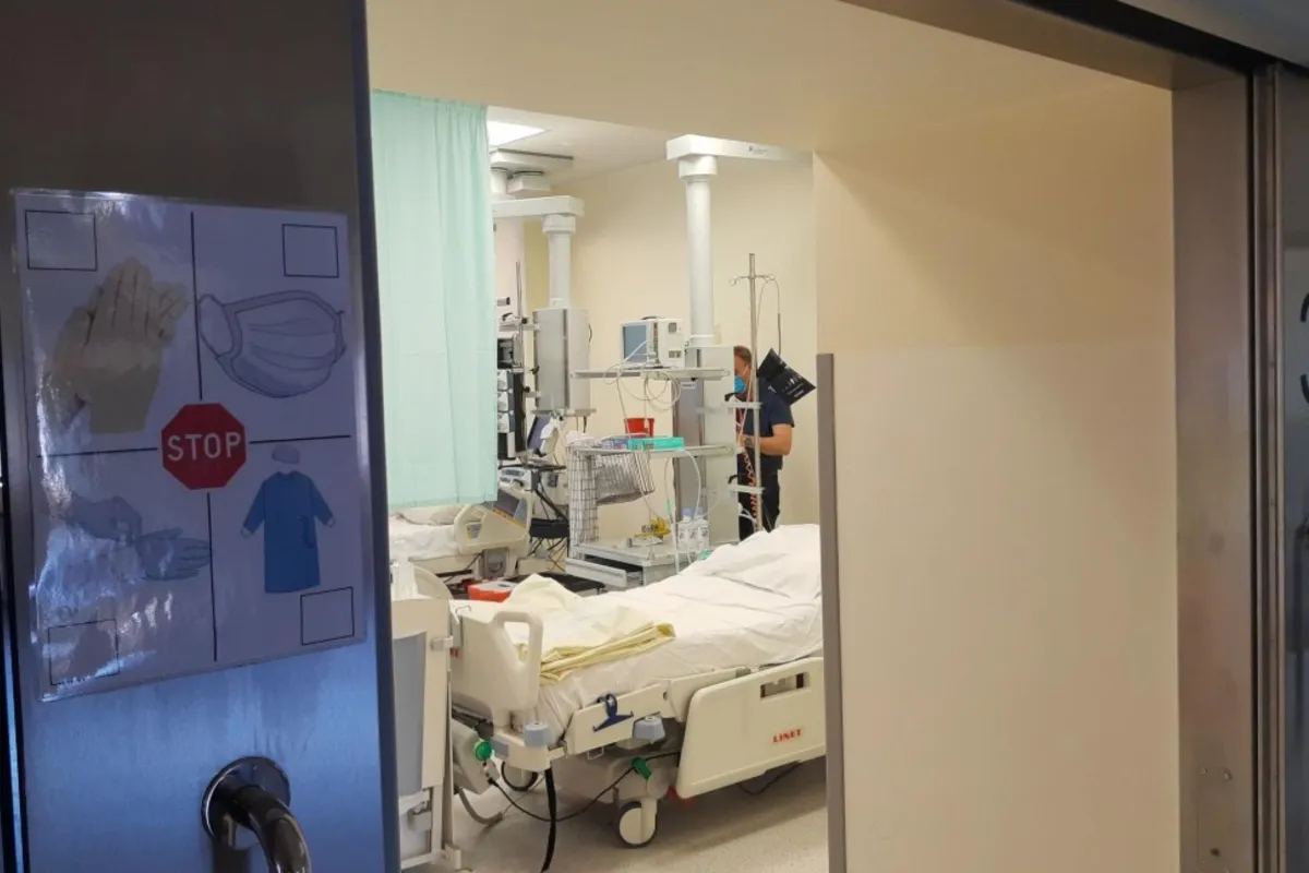 29 100 nowych zakażeń. Zmarły dwie osoby z COVID-19.