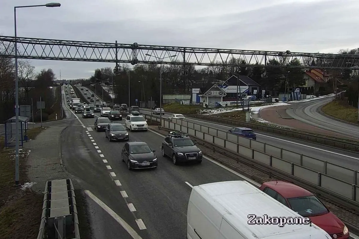 Ruszyła wymiana feryjnych turnusów. Wzmożony ruch na drogach Podhala