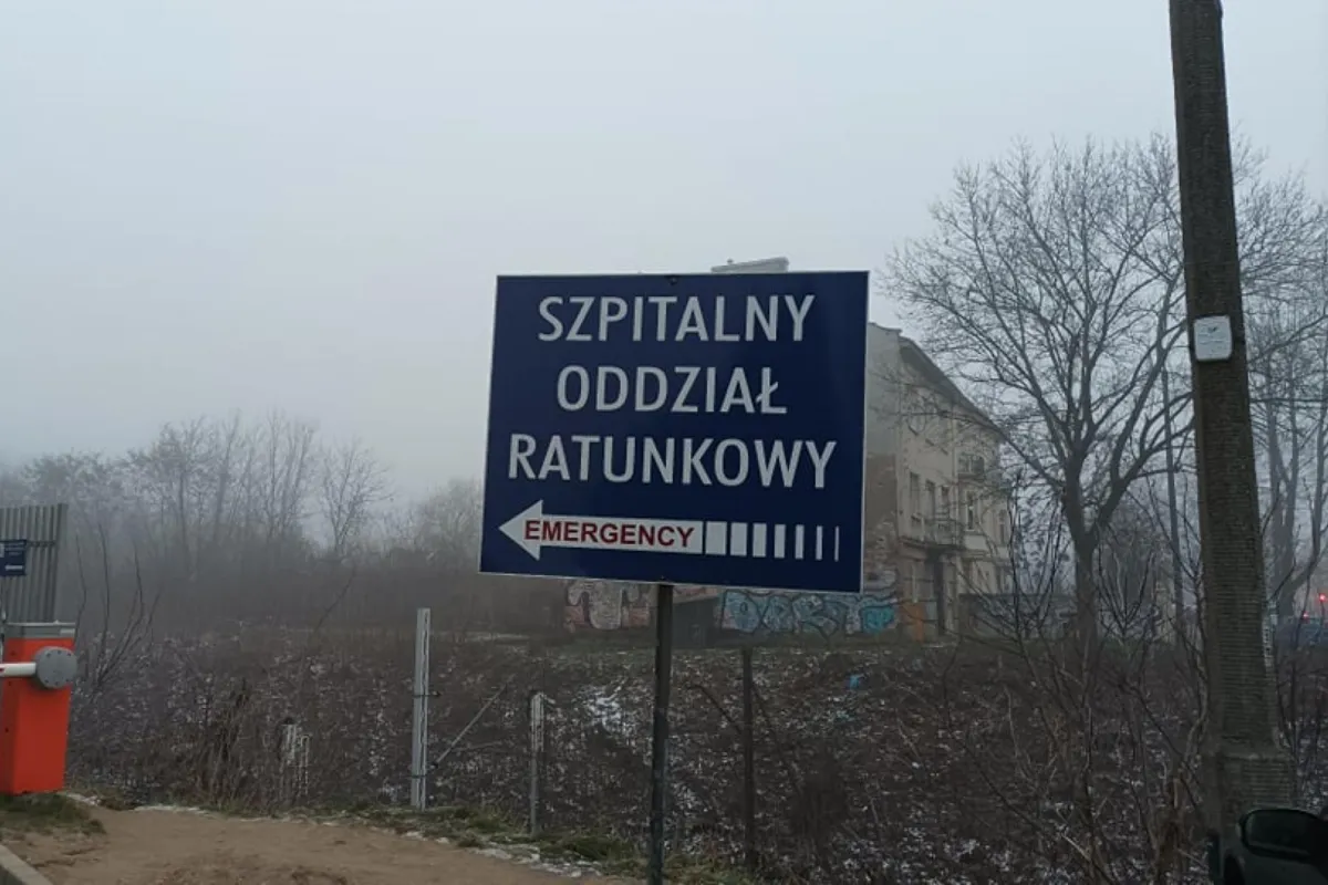 Brakuje miejsc na oddziałach niecovidowych w krakowskich szpitalach. Jest gorzej, niż na początku pandemii
