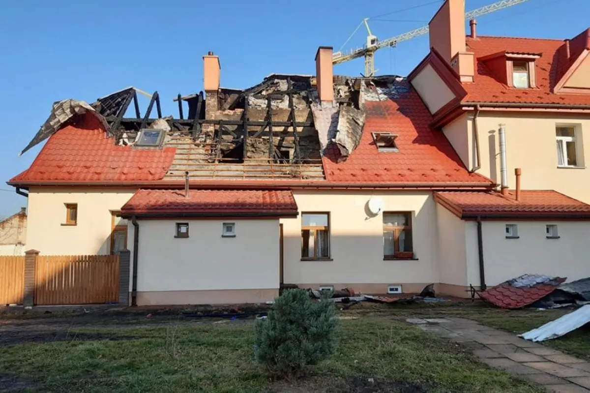 Pożar w budynku przy ulicy Sportowej w Tarnowie. 11 osób ewakuowanych