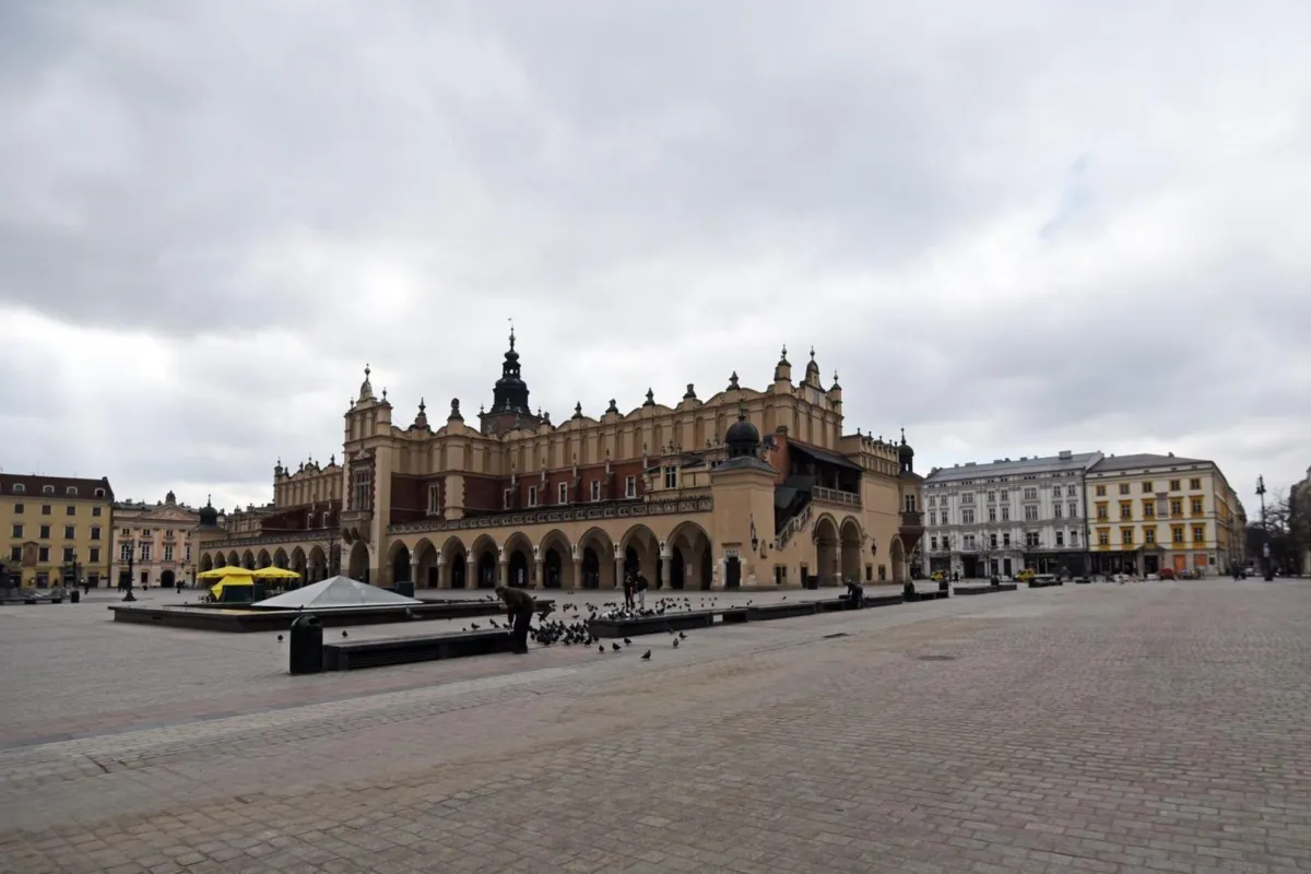 Kraków: można wylicytować najem lokalu w Sukiennicach