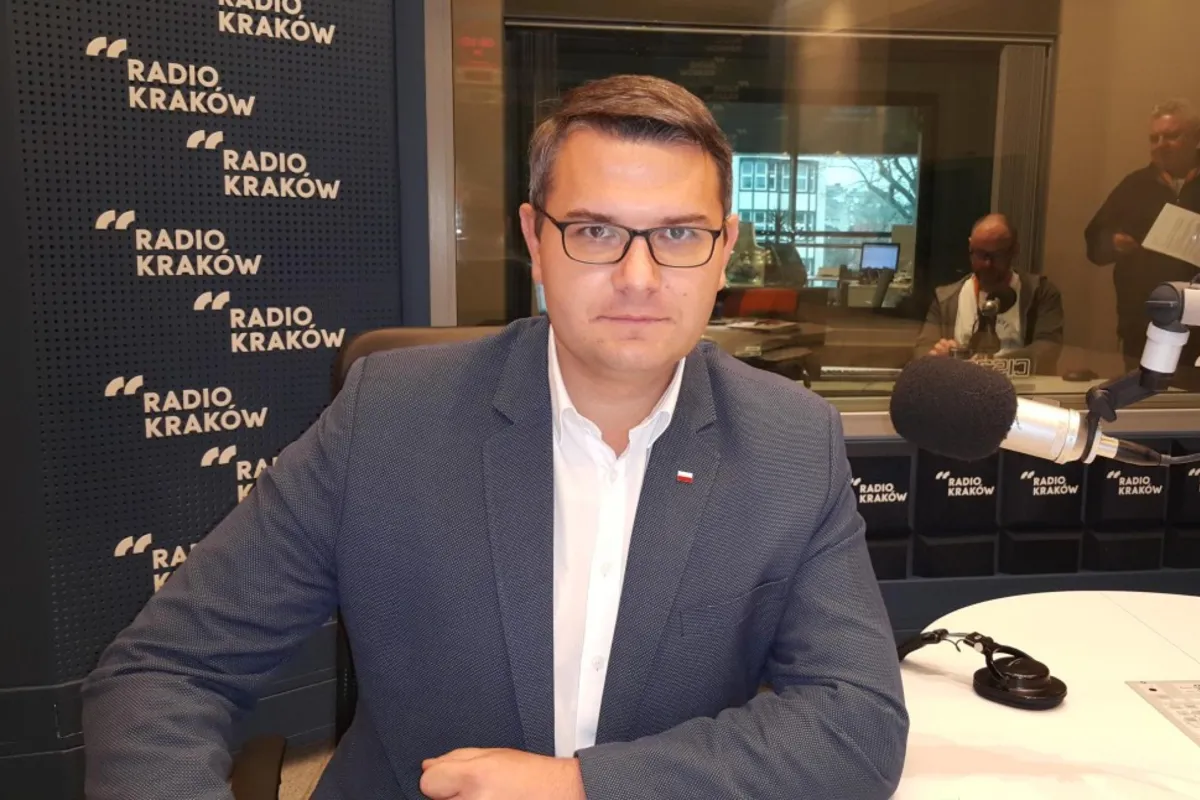 Jarosław Szlachetka o zakazie palenia węglem oraz proponowanych przebiegach drogi S7