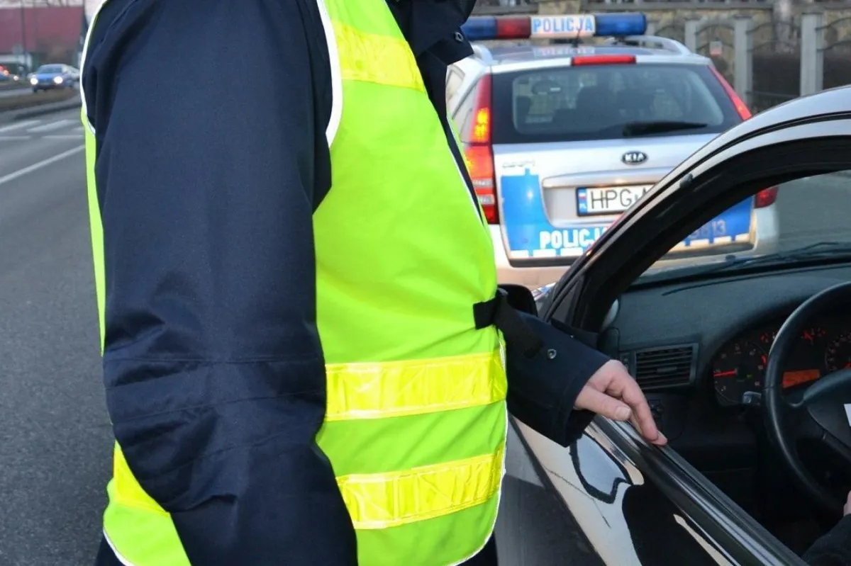 Sądecczyzna. Policjanci w ciągu 5 dni zatrzymali 13 nietrzeźwych kierujących. Rekordzista miał 4 promile