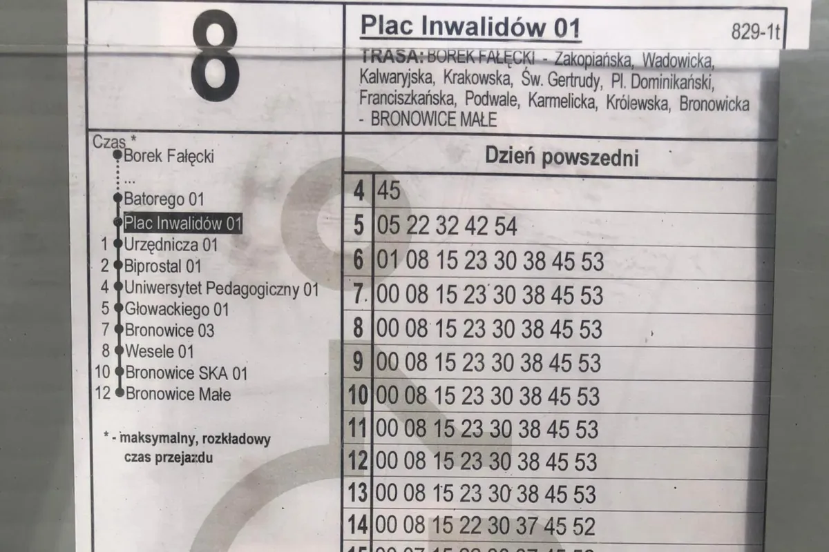 Kraków: nowa szata graficzna rozkładów jazdy 