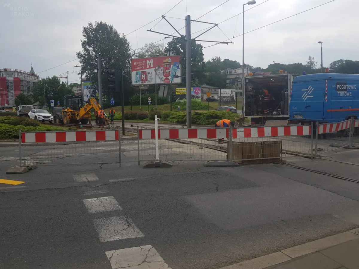 W czwartek rusza remont na rondzie Matecznego. Sprawdź zmiany w komunikacji tramwajowej
