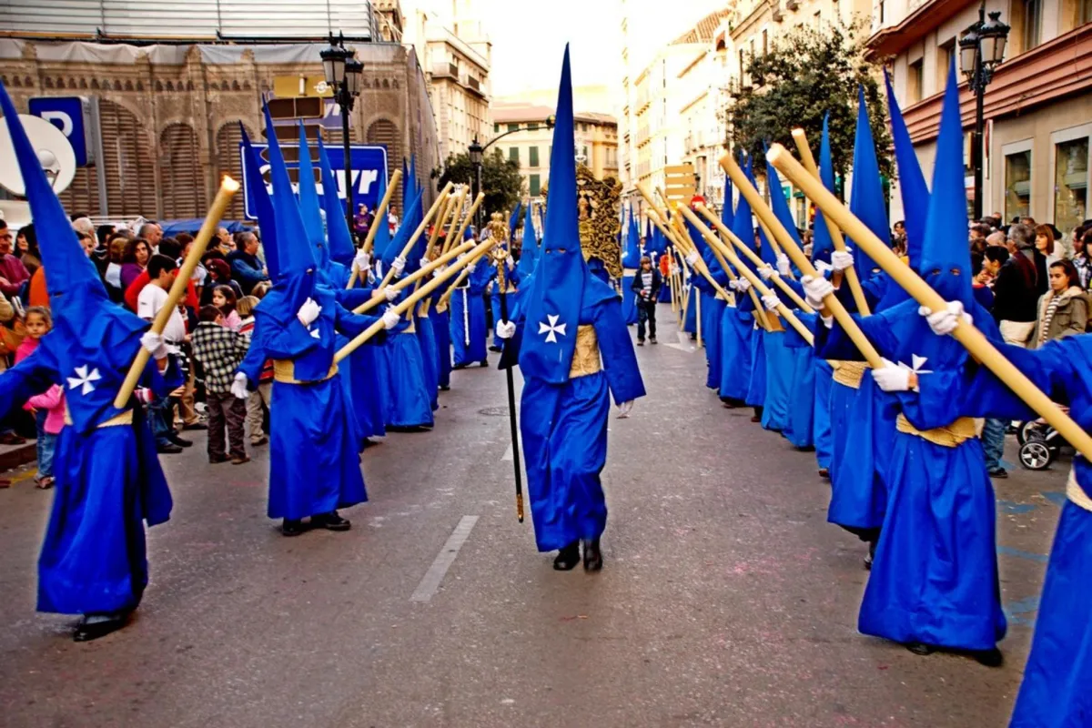 NAZARENOS I SEMANA SANTA