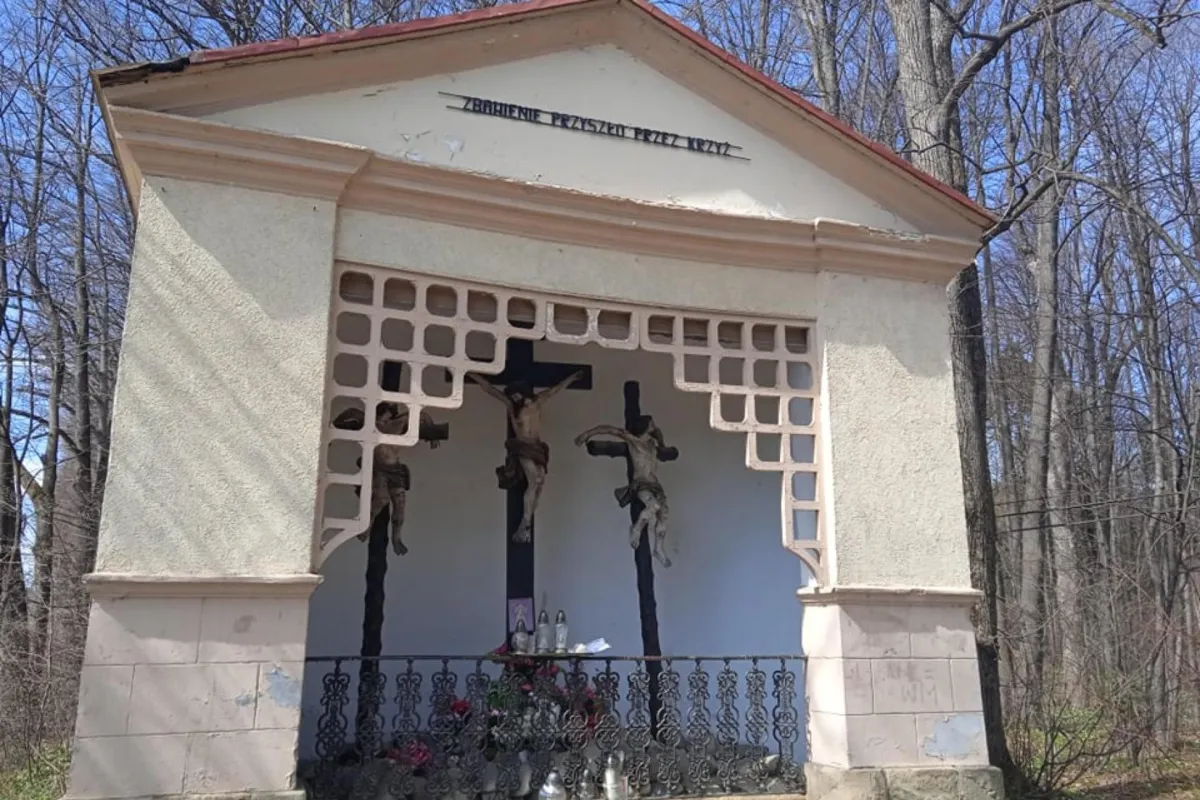 Niezwykłą kaplicę przy Pałacu Stadnickich w Nawojowej czeka renowacja