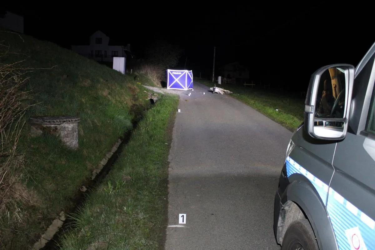 Śmiertelny wypadek we Frycowej. Zmarł 18-letni motocyklista