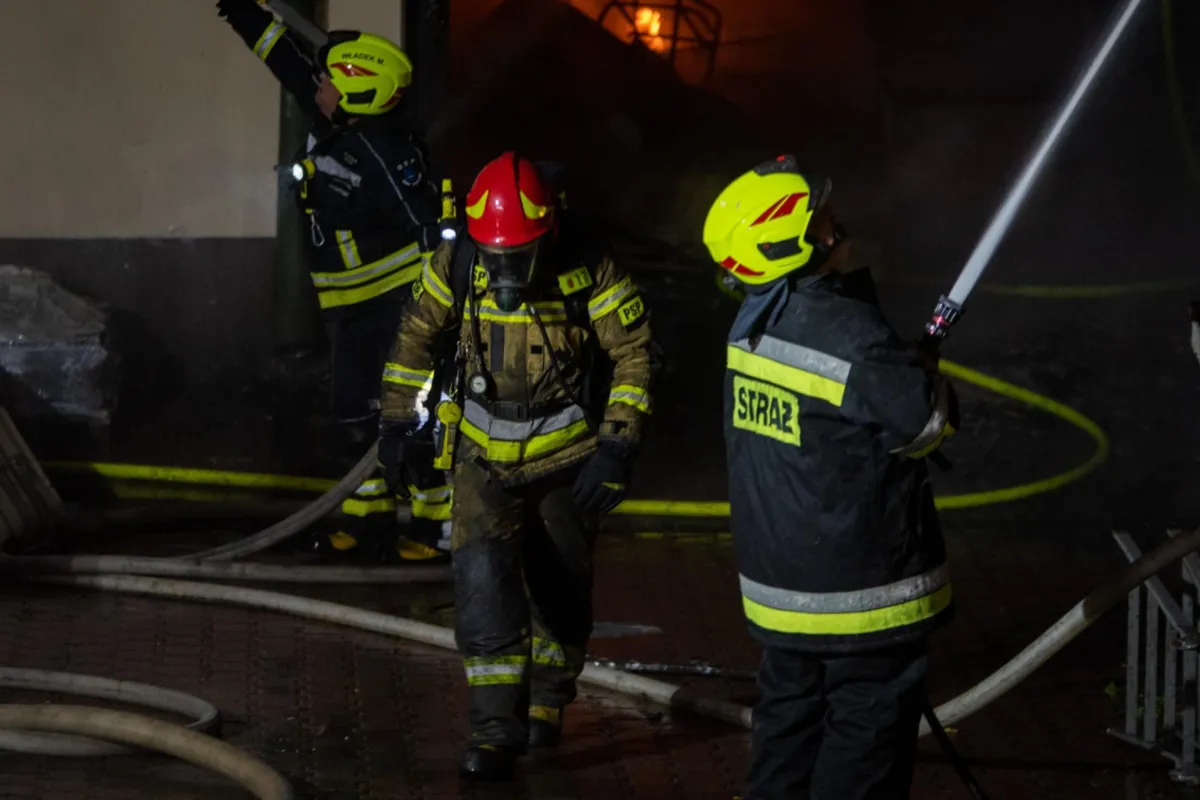 Ponad pięć godzin strażacy gasili pożar w Kętach