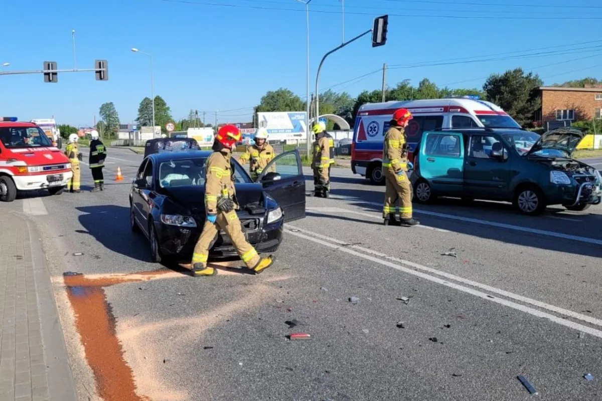 Wypadek w Ładnej koło Tarnowa, dwie osoby zostały ranne