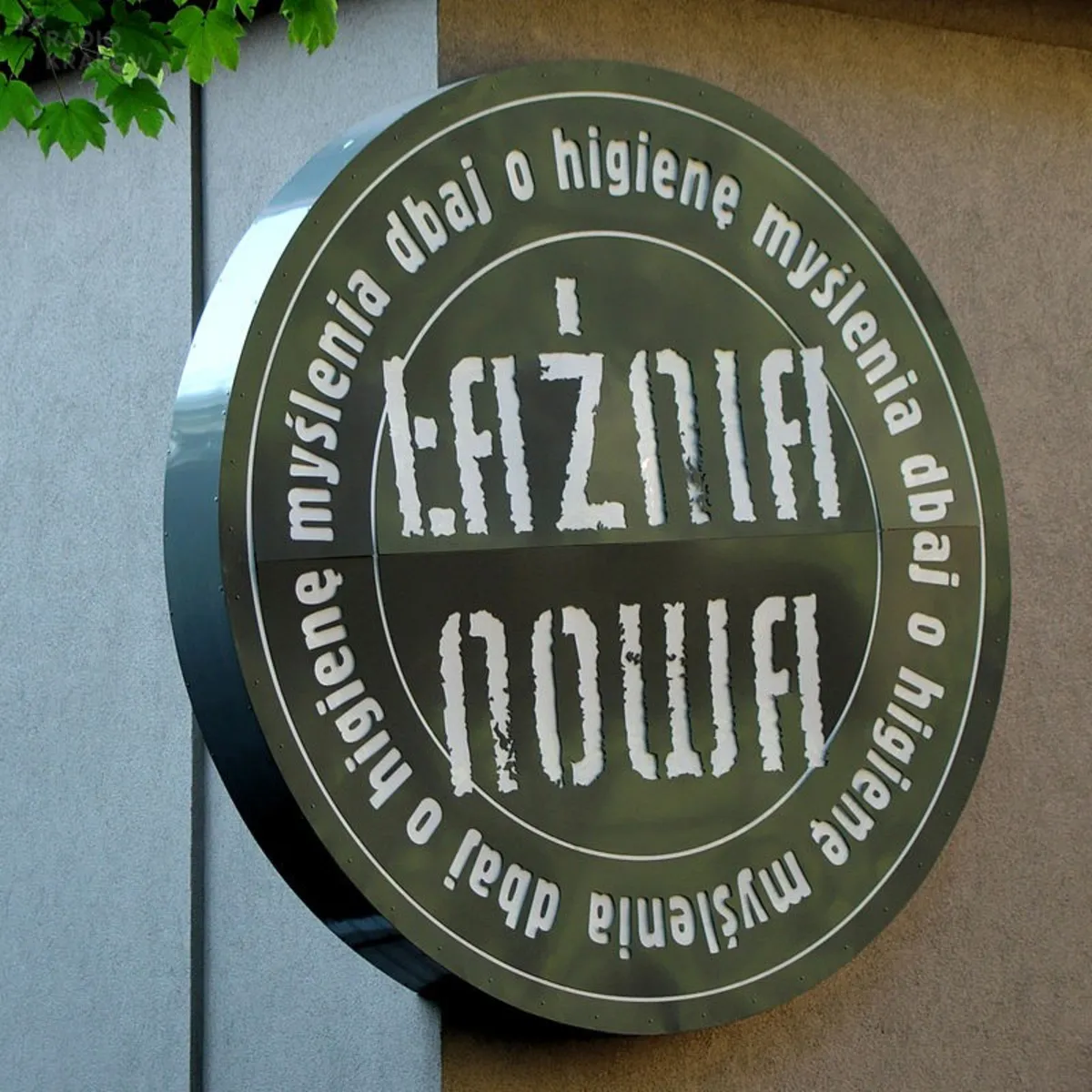 Teatr Łaźnia Nowa zaczyna sezon od tematyki kobiecej