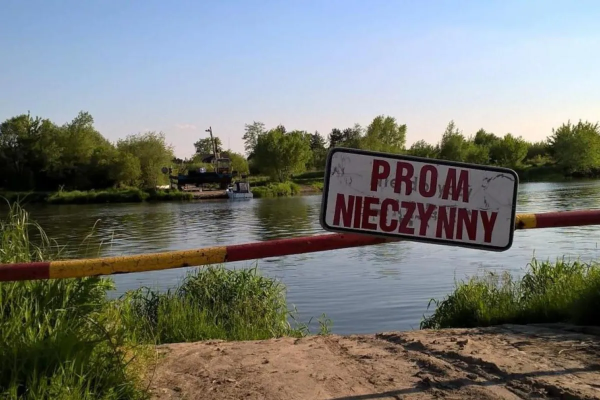 Prom na Wiśle w Spytkowicach w remoncie. Przeprawa ruszy pod koniec września