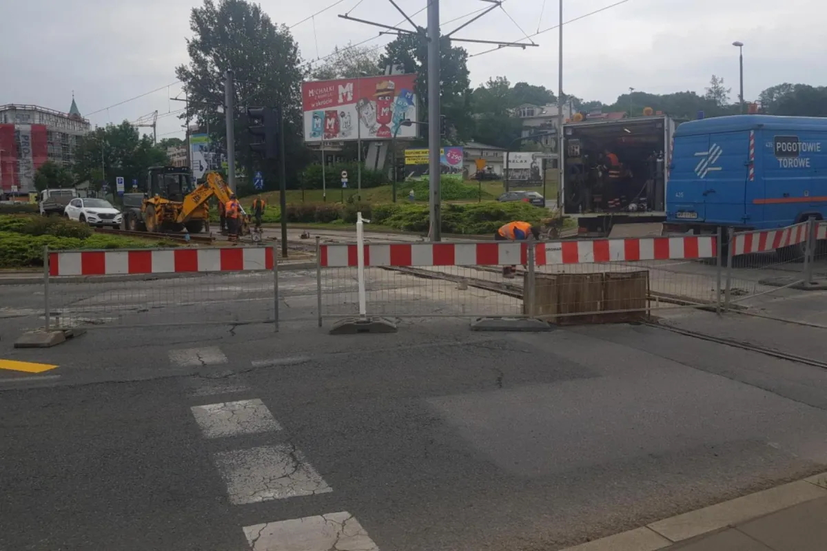 Od wtorku kierowców na południu Krakowa czeka remontowy koszmar. Ruszają prace na rondzie Matecznego