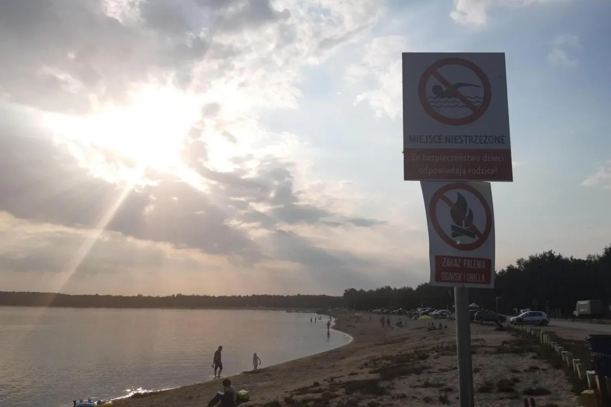 Tarnowscy ratownicy wodni mają nową strażnicę nad zalewem w Radłowie