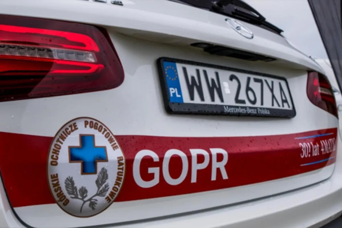 Niebezpiecznie na szlakach w górach. Turysta spadł ze zbocza podczas wspinaczki na Trzy Korony