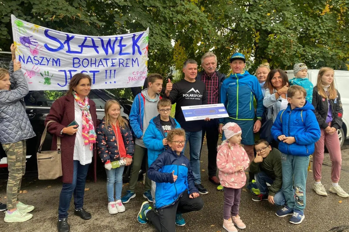 Ultramaratończyk Sławek Gawlik ukończył swój imponujący 24-godzinny bieg charytatywny