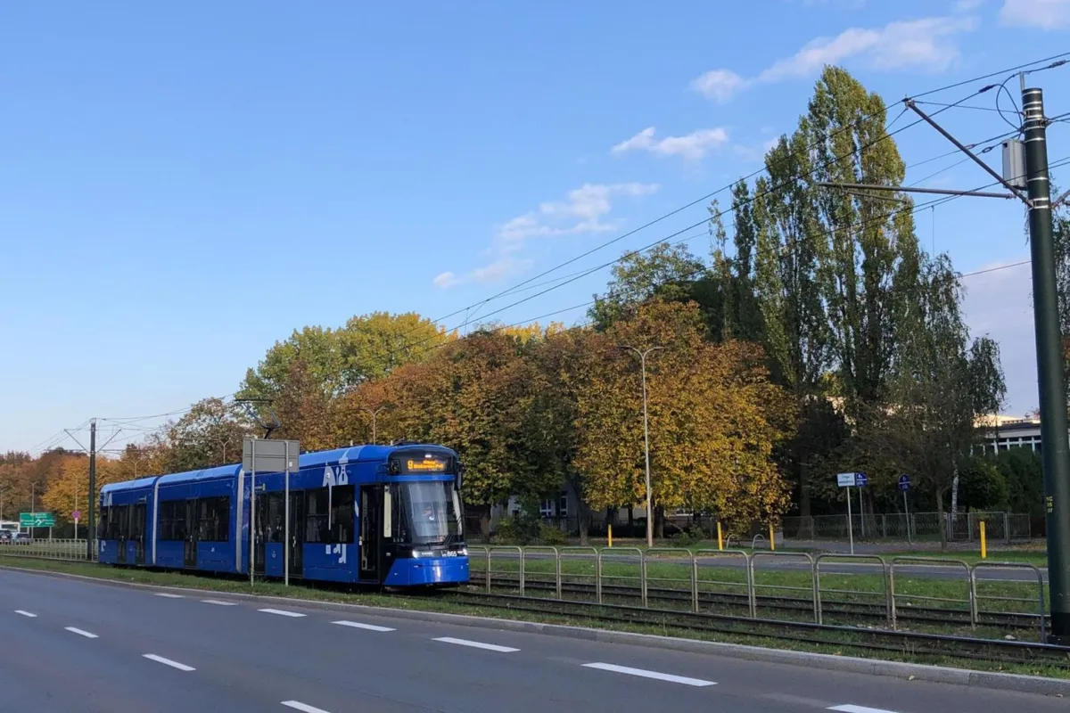 Remont torowiska na ul. Bieńczyckiej. Kolejne zmiany w kursowaniu tramwajów
