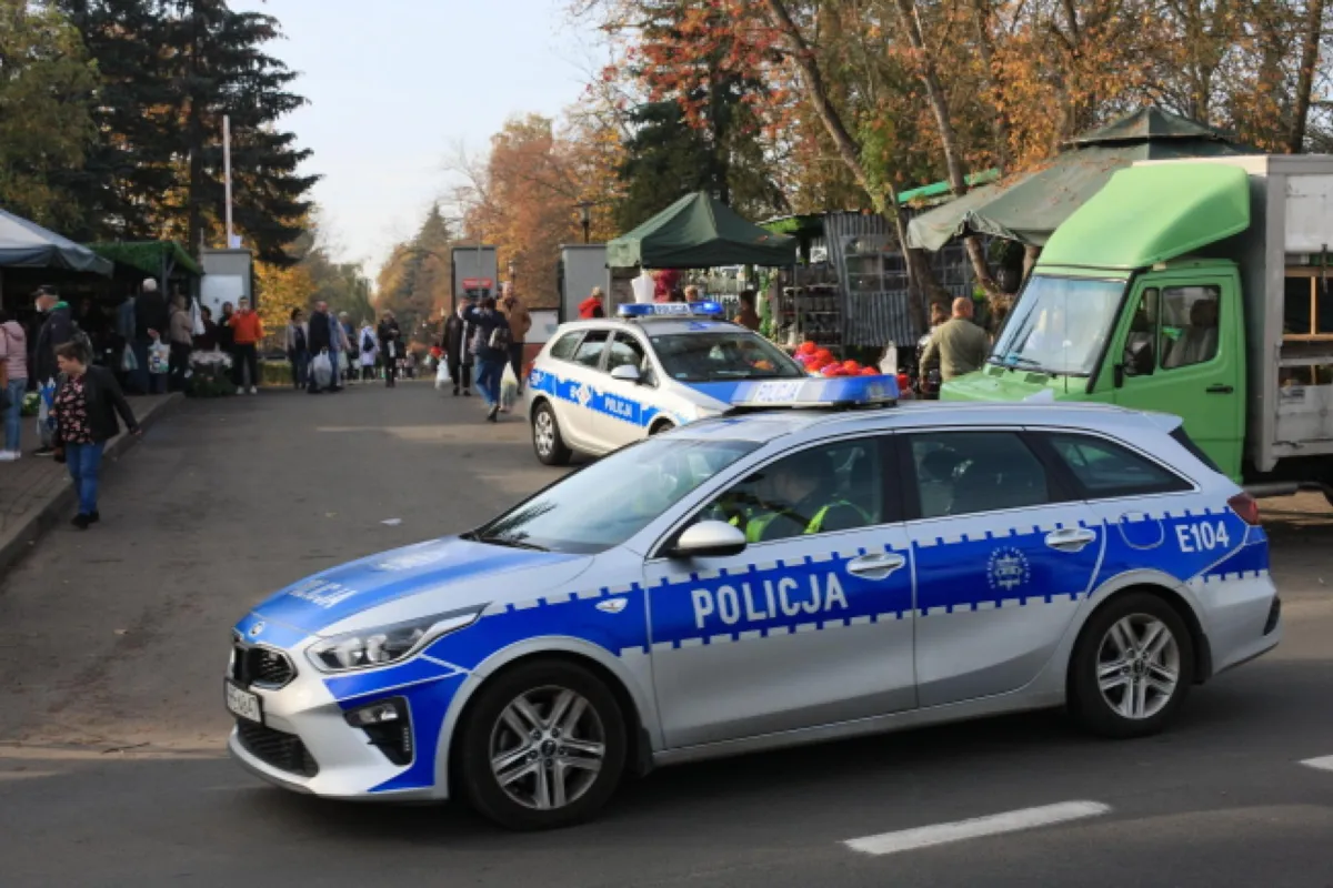 Policyjna akcja na drogach i w pobliżu cmentarzy