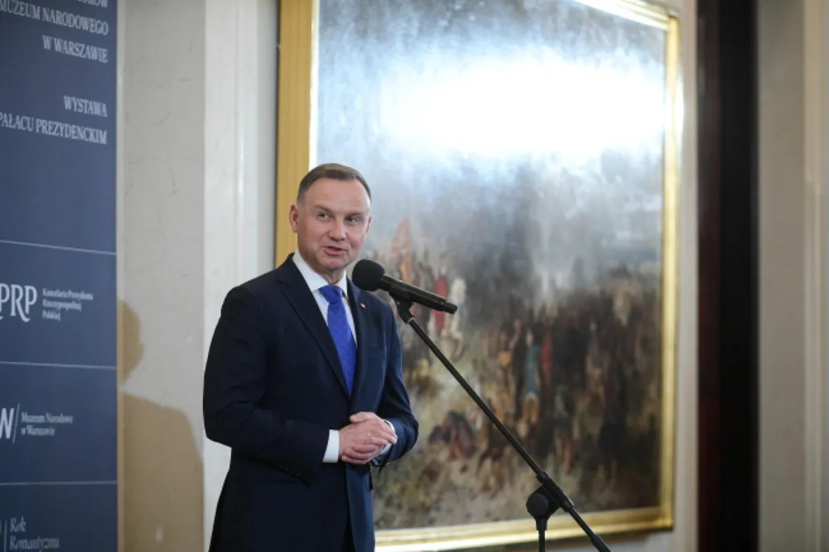 Kancelaria Prezydenta: we współpracy ze służbami wyjaśniamy sprawę rozmowy A. Dudy z osobą podającą się za prezydenta Francji