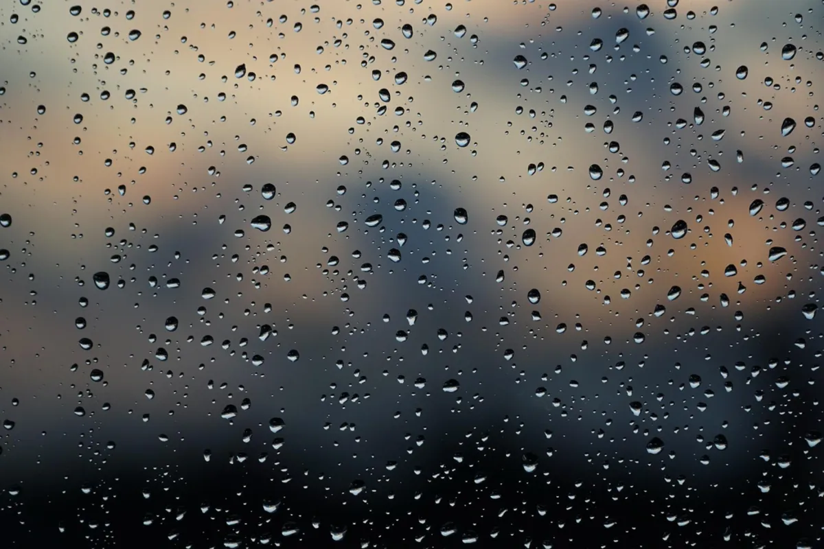 Synoptyk IMGW: czwartek pochmurny z opadami śniegu i deszczu ze śniegiem