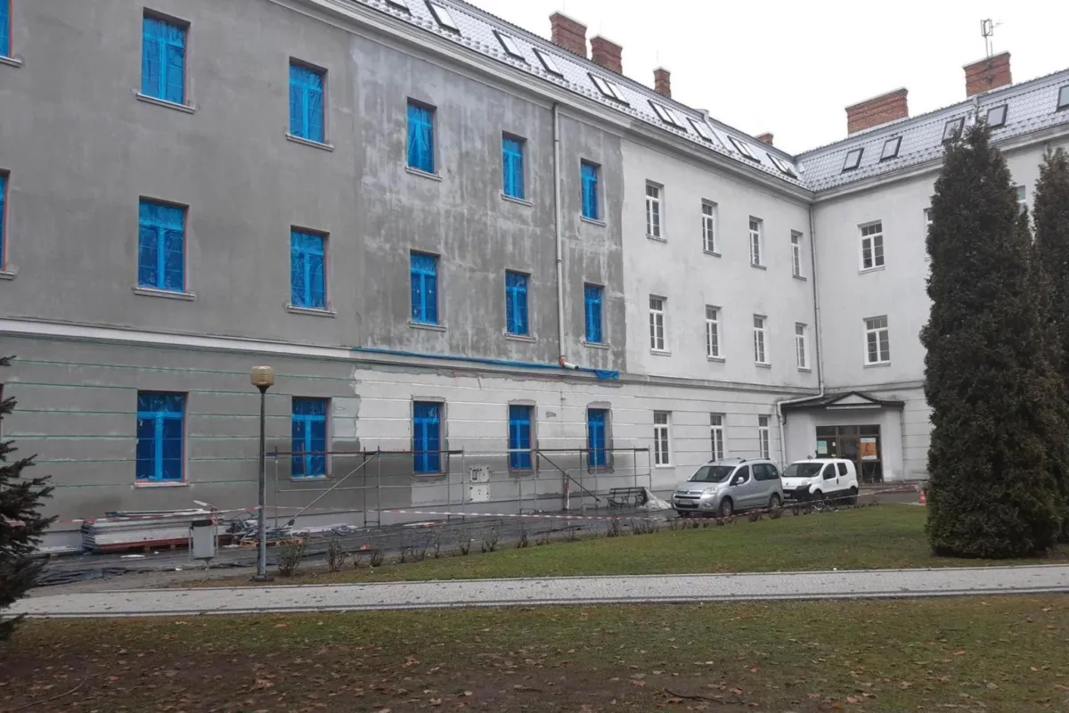 Akademia Nauk Stosowanych w Tarnowie przeszła na zdalne nauczanie na większości kierunków do 9 stycznia