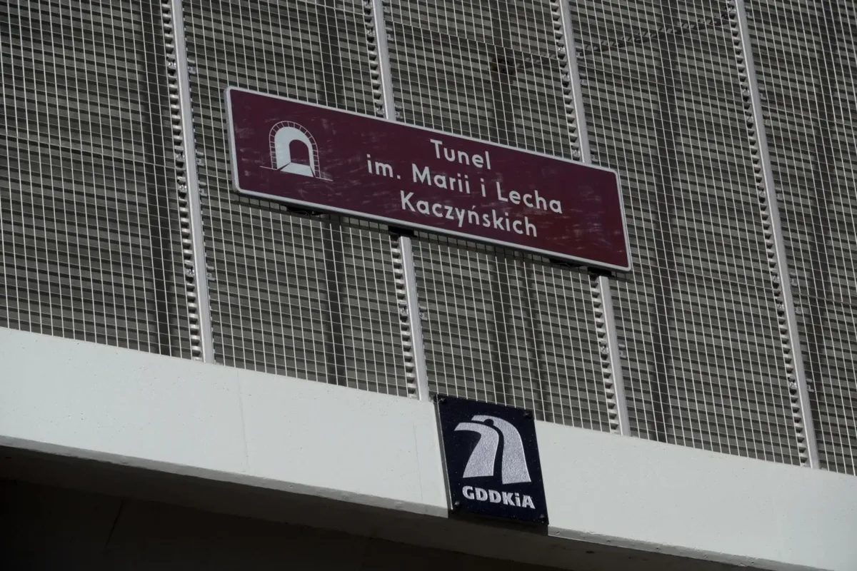 Tunel na Zakopiance: Niemal 3 tys. przekroczeń prędkości przez miesiąc; rekordzista jechał 201 km/h