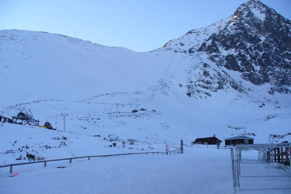 Tatry słowackie: zainstalowano systemy do prewencyjnego wyzwalania lawin