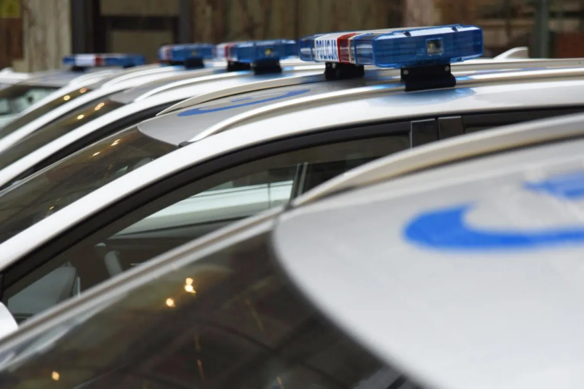 Dziecko wezwało policję do... pijanej matki