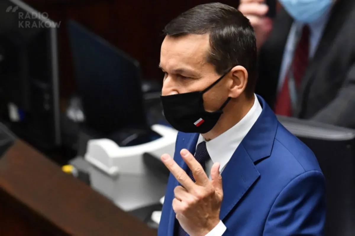 Premier: będę rekomendował, by od soboty cała Polska była strefą czerwoną