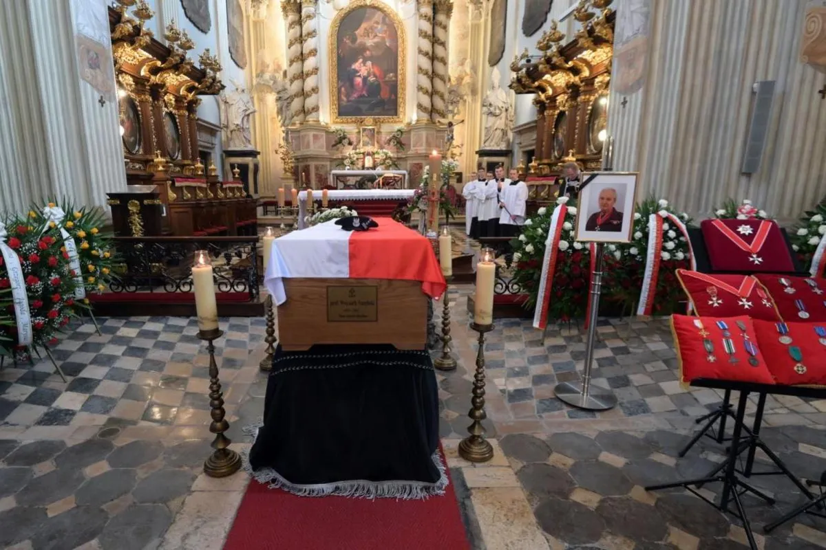 W Krakowie odbyły się uroczystości pogrzebowe profesora Wojciecha Narębskiego