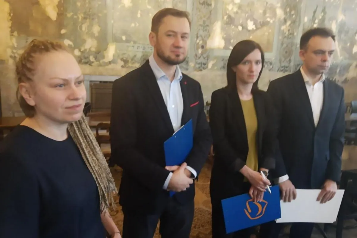 Posłowie PO o ciężkiej sytuacji finansowej wielu firm gastronomicznych