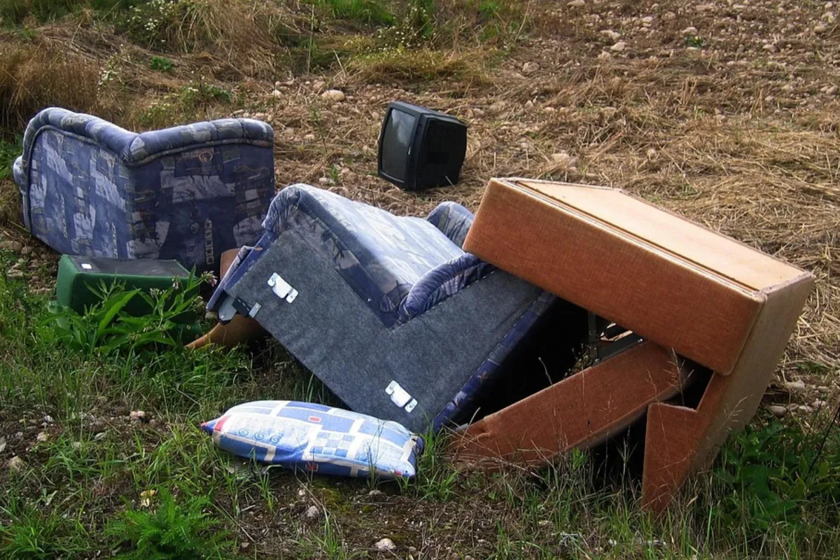 W poszukiwaniu oszczędności Limanowa ogranicza akcję odbioru odpadów wielkogabarytowych