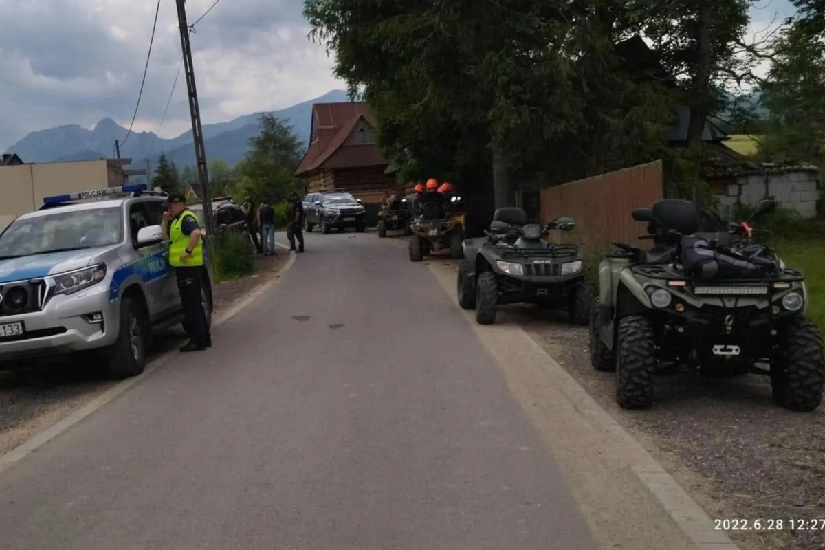 Kościelisko: turyści na skuterach i quadach powodują szkody na prywatnych posesjach
