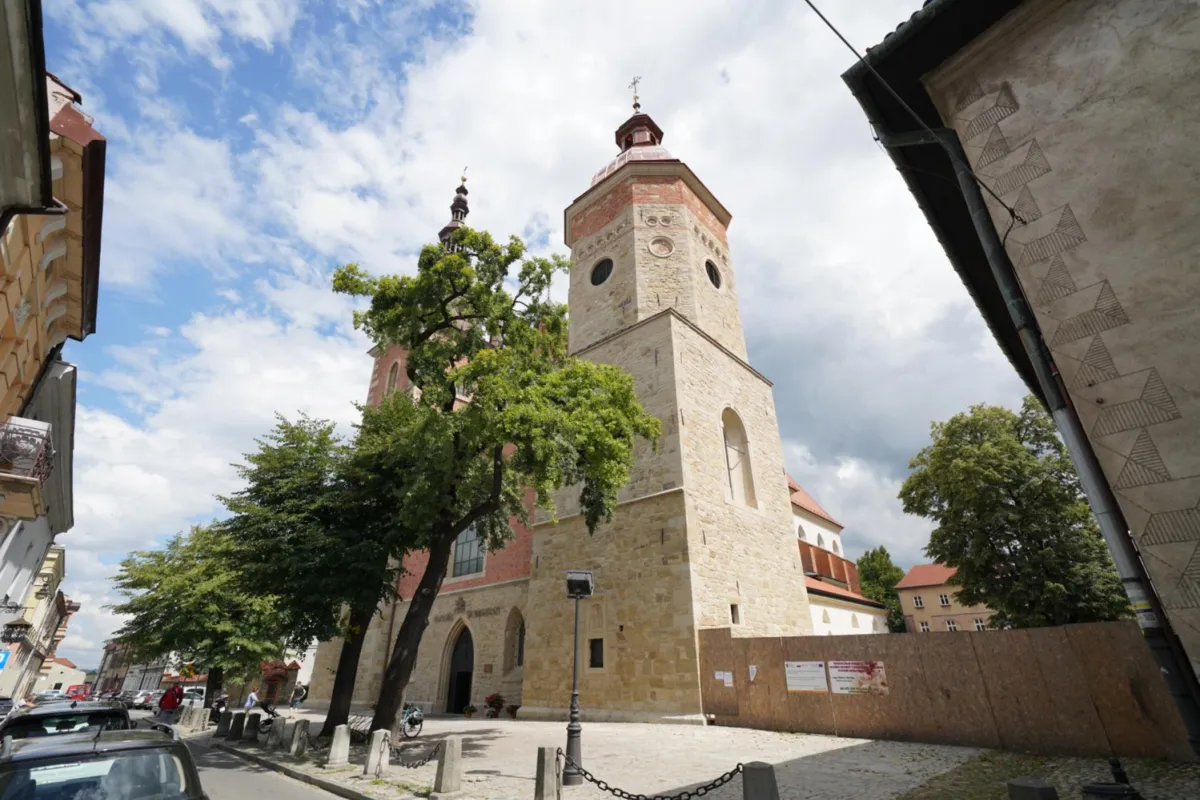 Ponad milion złotych na renowację ołtarzy w nowosądeckiej bazylice
