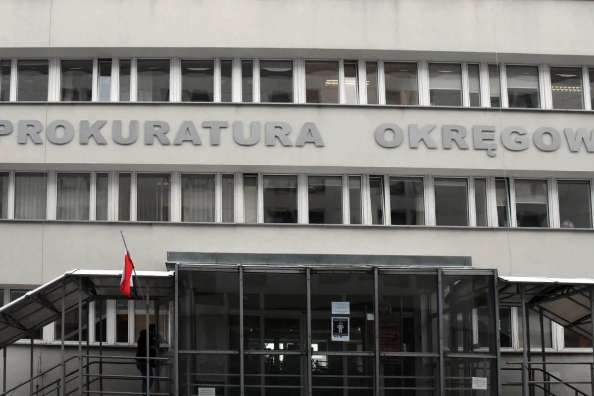 Krakowska prokuratura bada sprawę 4 tys. fałszywych certyfikatów o szczepieniu przeciwko Covid-19