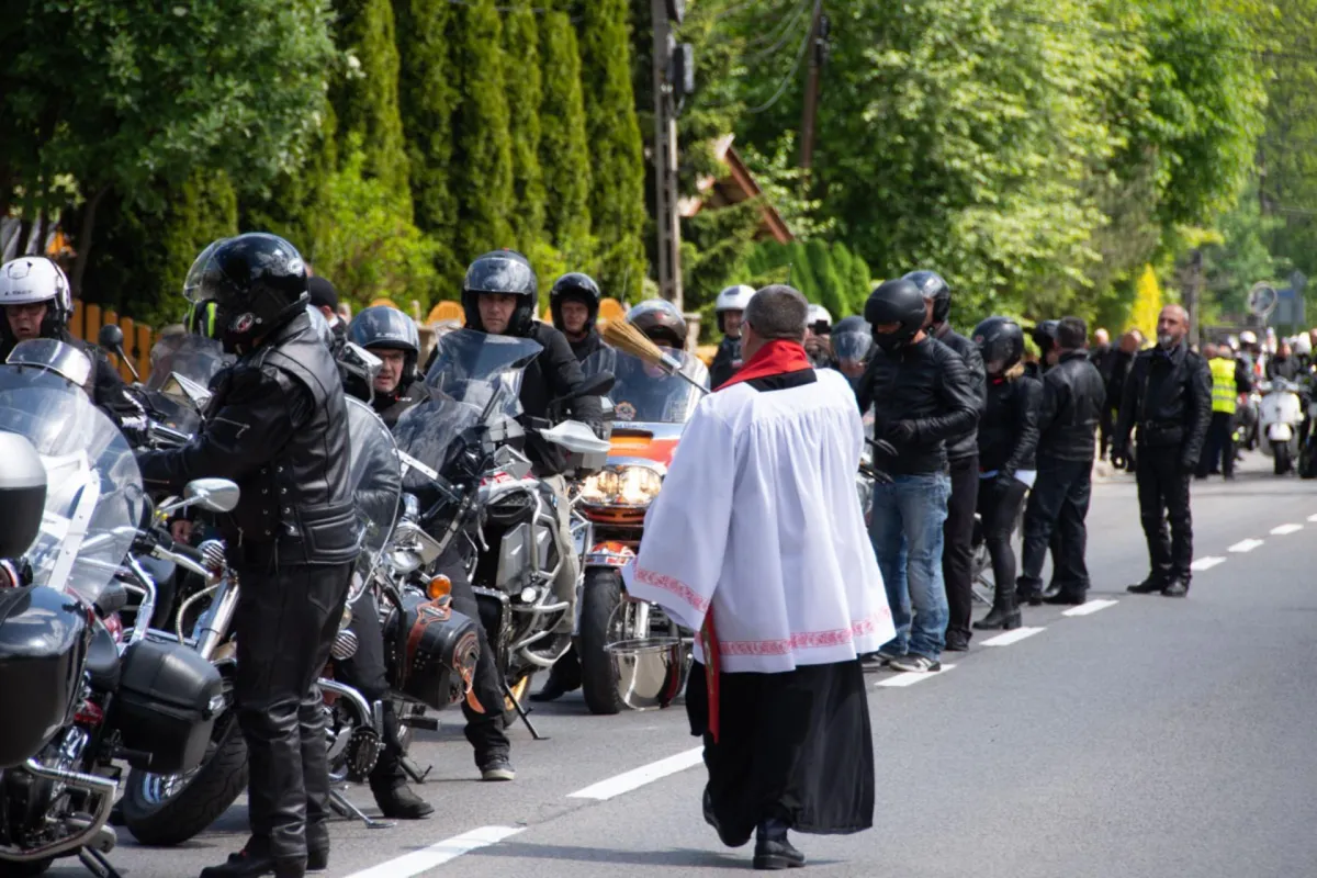 Pielgrzymka motocyklistów i strażaków z Krzeptówek do Ludźmierza