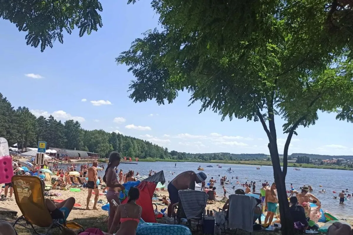 Zakaz kąpieli w zalewie Chechło w Trzebini