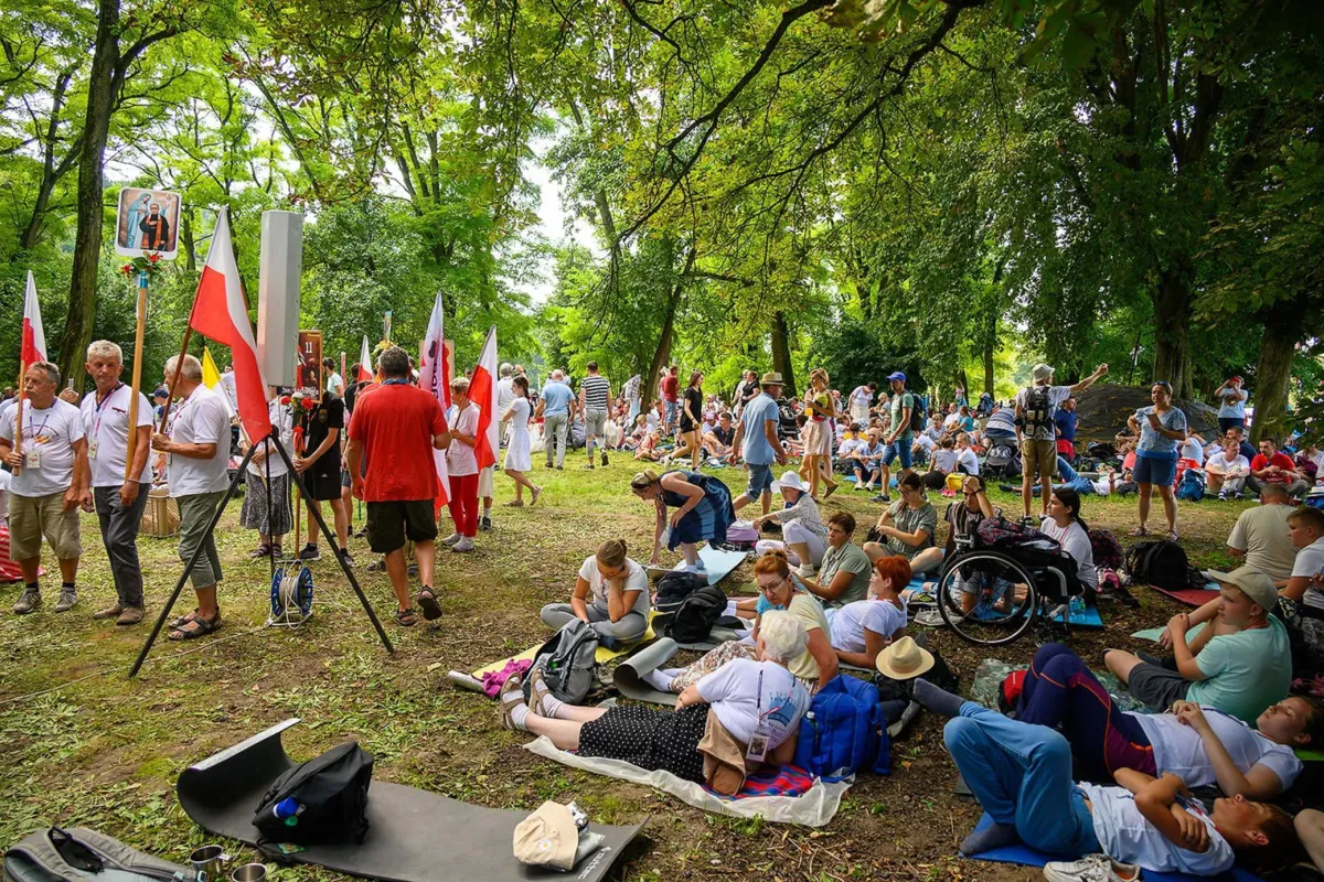 Pielgrzymka Diecezji Tarnowskiej w Racławicach Krakowskich