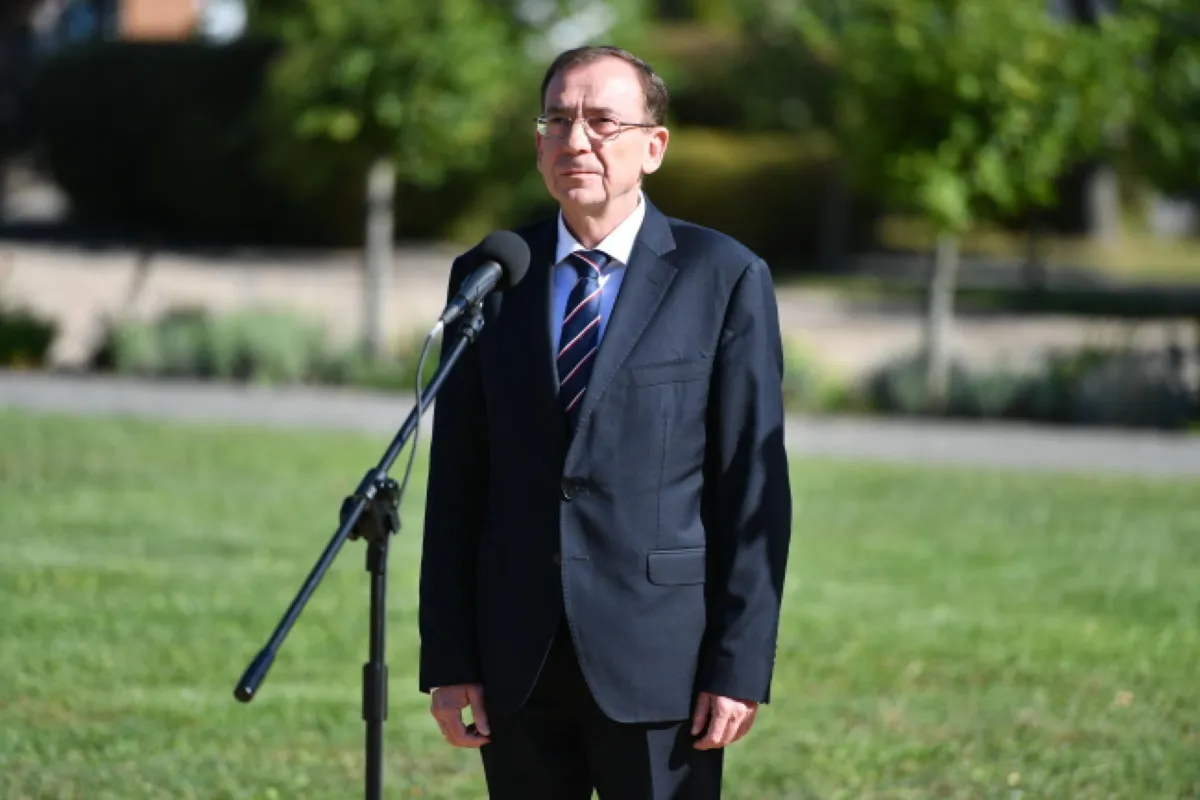 Szef MSWiA: od niedzieli zakaz wjazdu do Polski samochodów osobowych zarejestrowanych w Rosji
