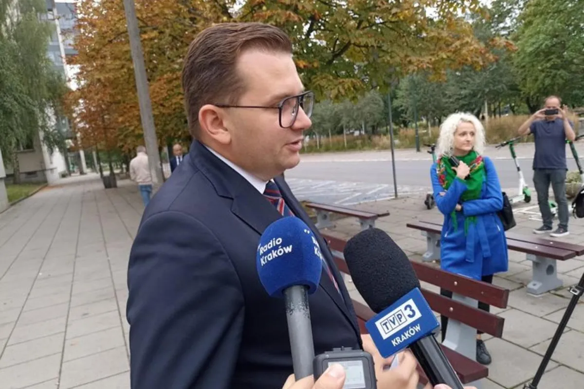 Sąd Okręgowy w Krakowie oddalił pozew wojewody małopolskiego Łukasza Kmity