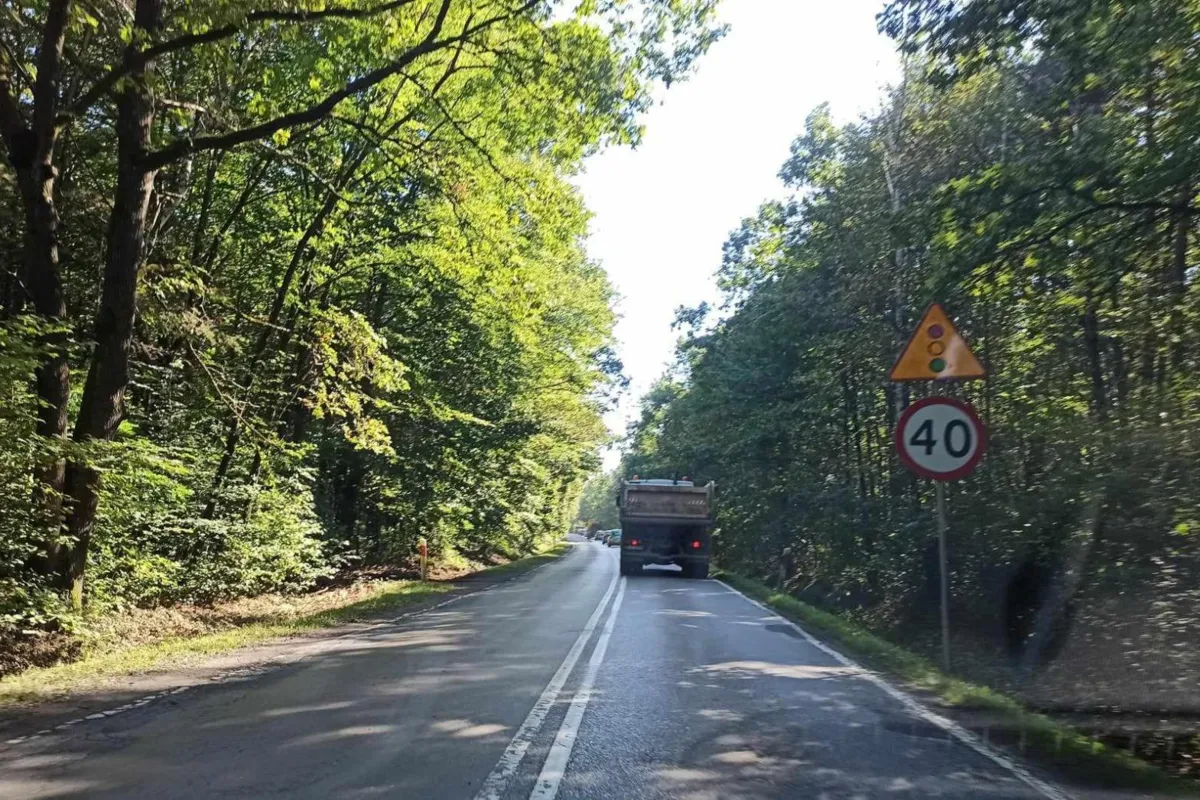 Na drodze wojewódzkiej 781 między Chrzanowem a Płazą obowiązuje ruch wahadłowy