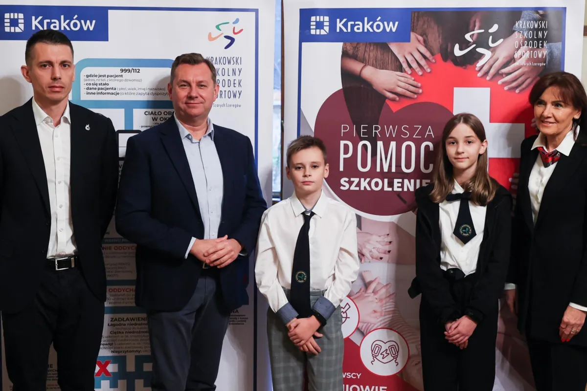 W szkołach podstawowych stolicy Małopolski rusza program  "Krakowscy uczniowie ratują życie"