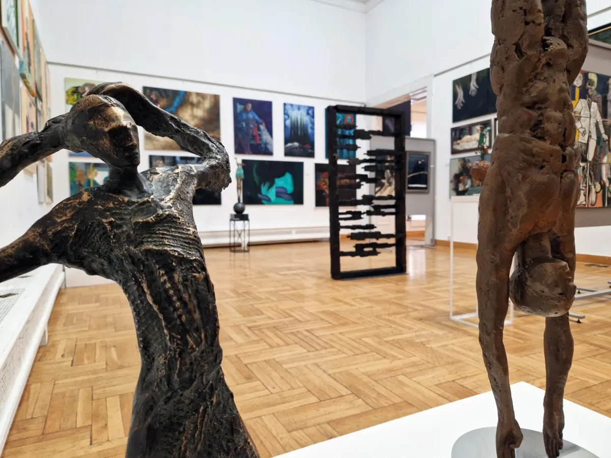 Wokół IX Bożonarodzeniowego Salonu ZPAP OK w Pałacu Sztuki 