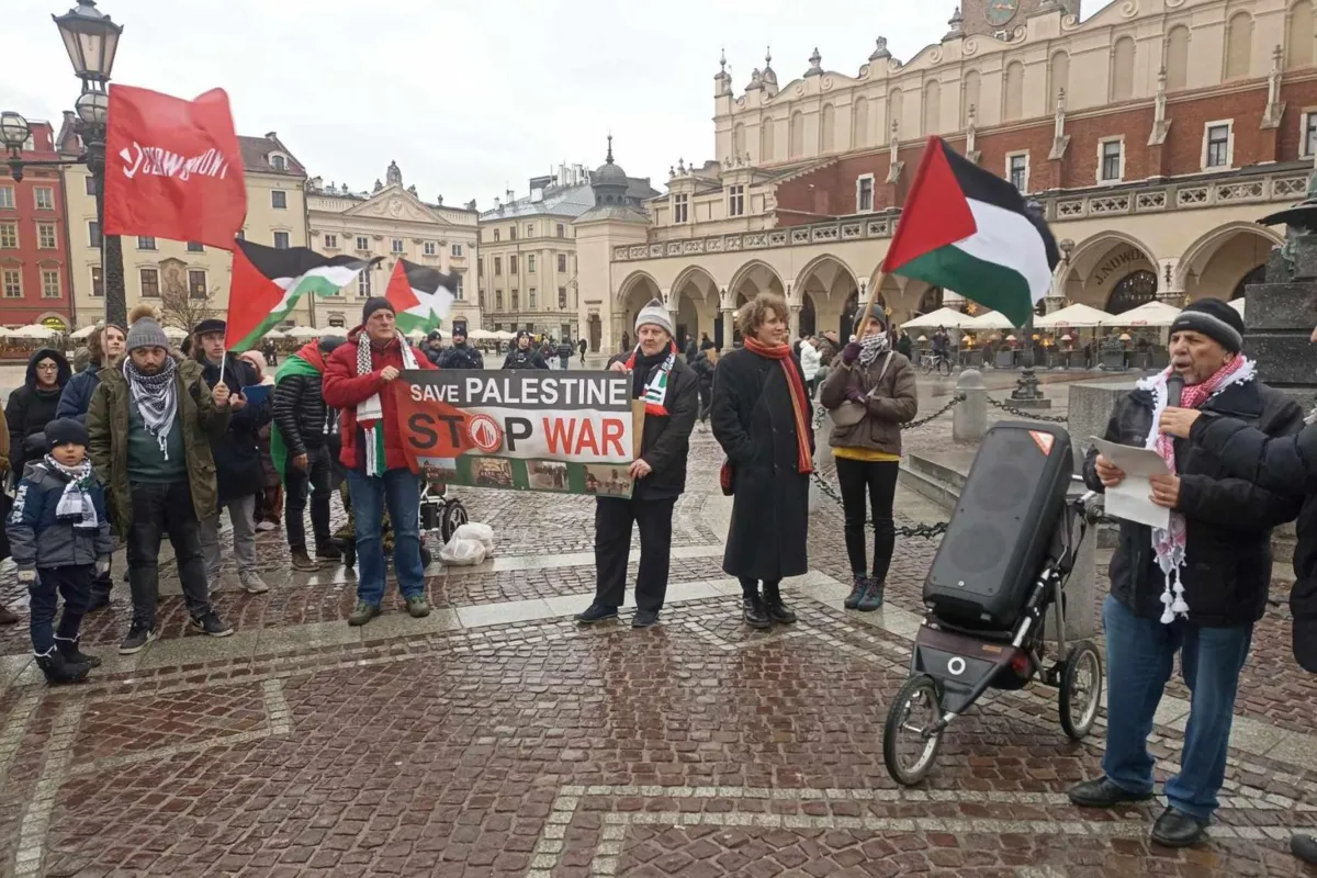 Palestyńczycy zaprotestowali w Krakowie przeciwko wojnie prowadzonej w Strefie Gazy