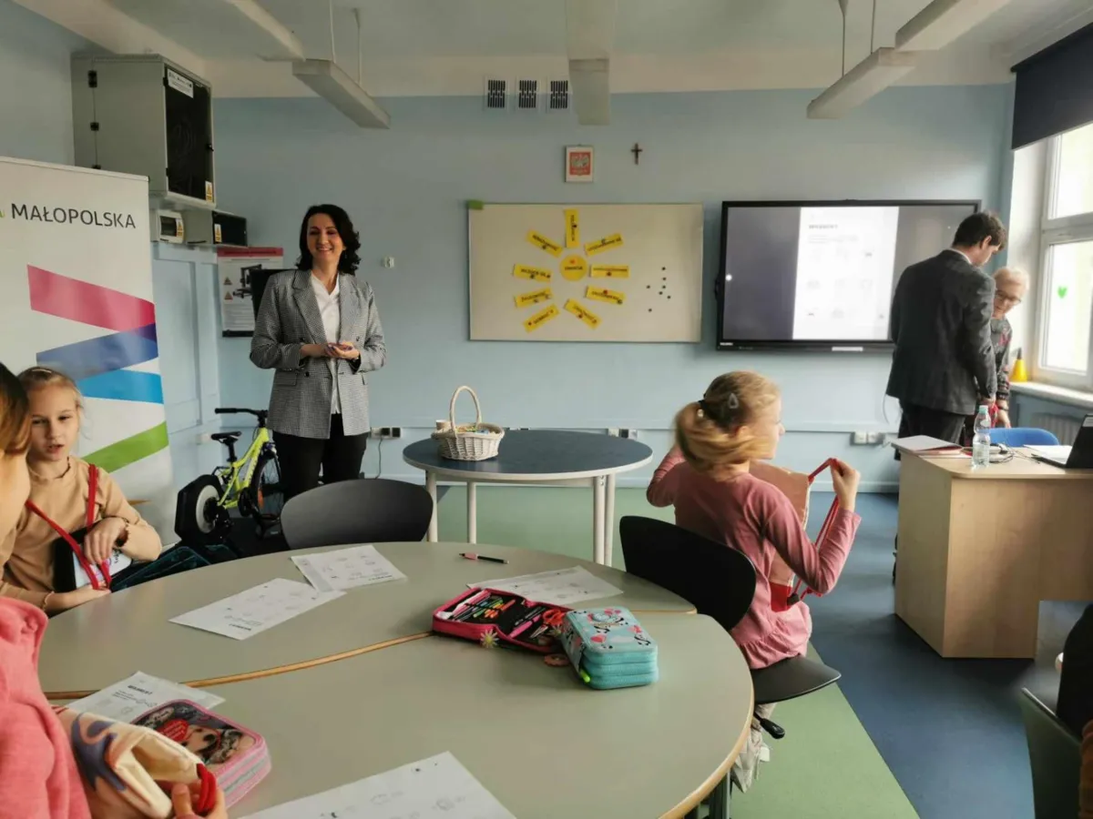 Uczniowie w Małopolsce będą się uczyć empatii. Pilotażową lekcję przeprowadzono w Tarnowie