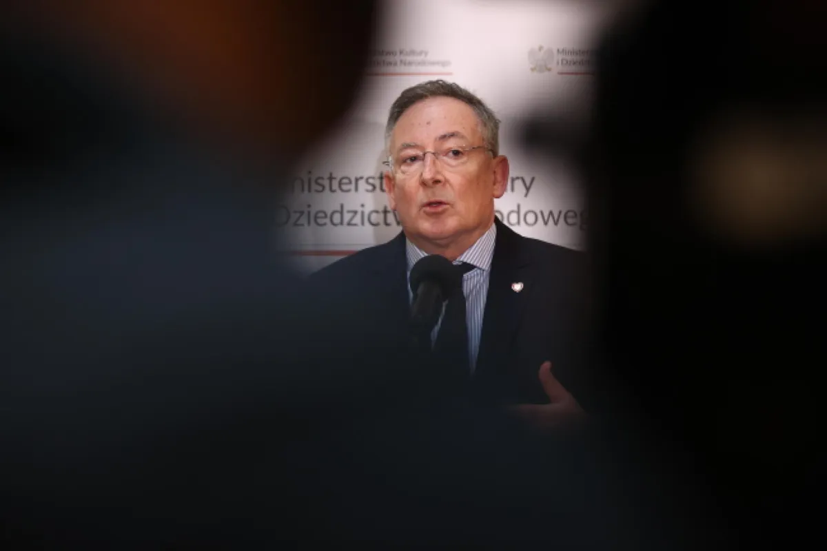 B. Sienkiewicz o wyborach samorządowych: musimy próbować zrekonstruować rozbitą wspólnotę