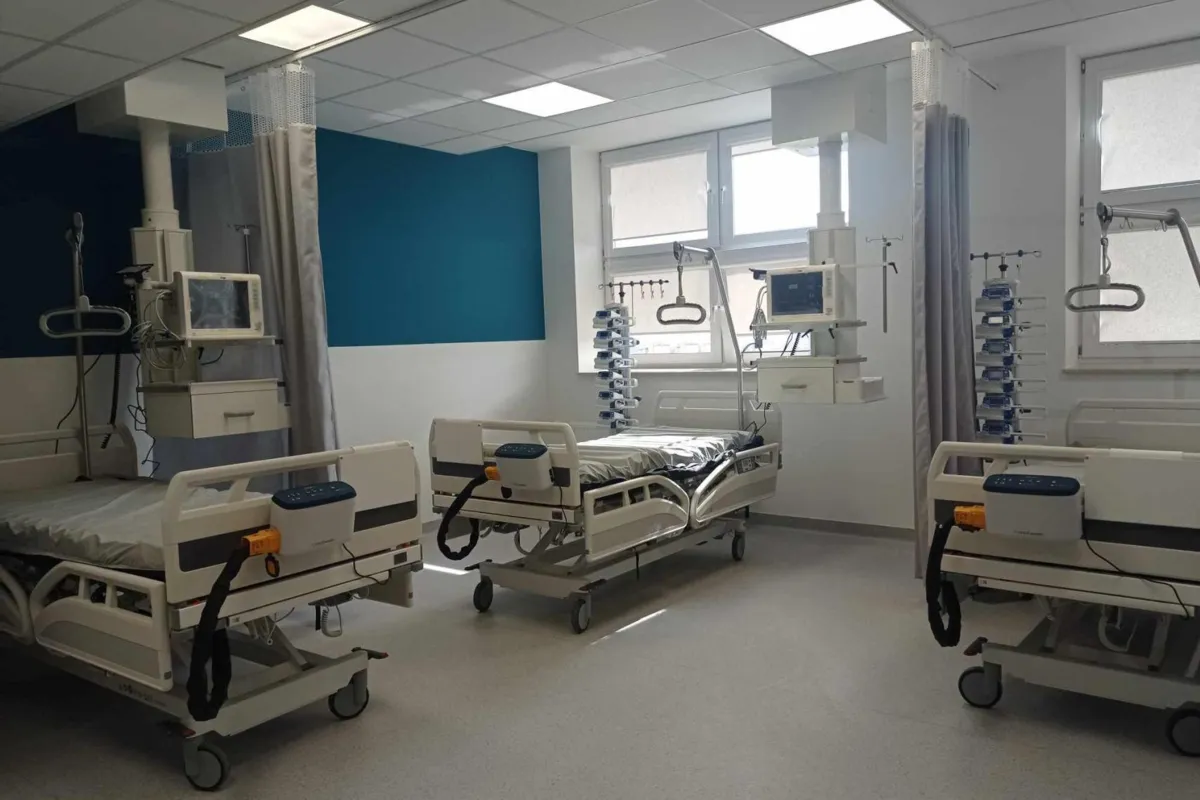 Oddział Kardiologii i Chorób Wewnętrznych w Rydygierze po prawie 30 latach doczekał się remontu